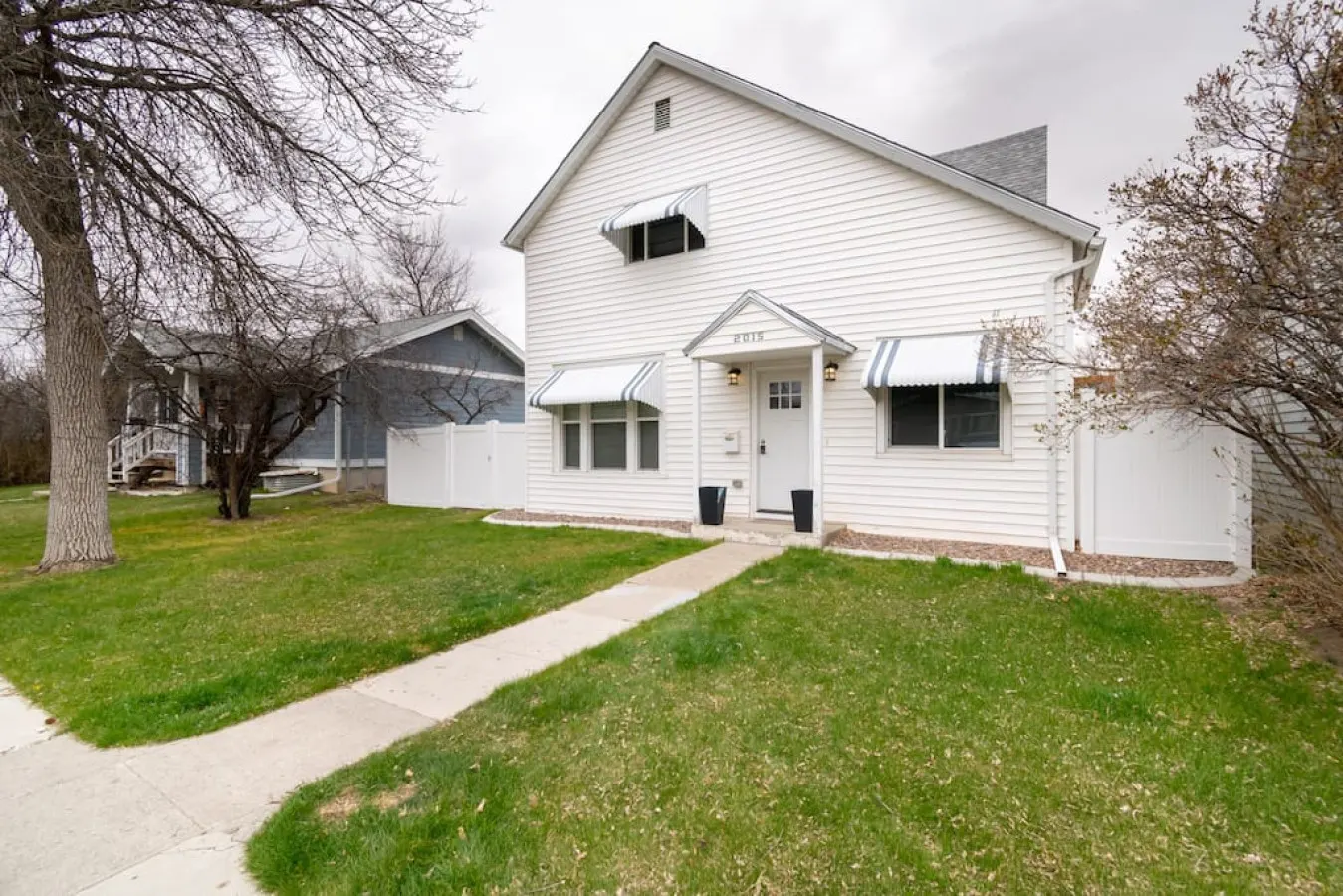 1890 Historic Montana Retreat Boutique Stay W & R 17