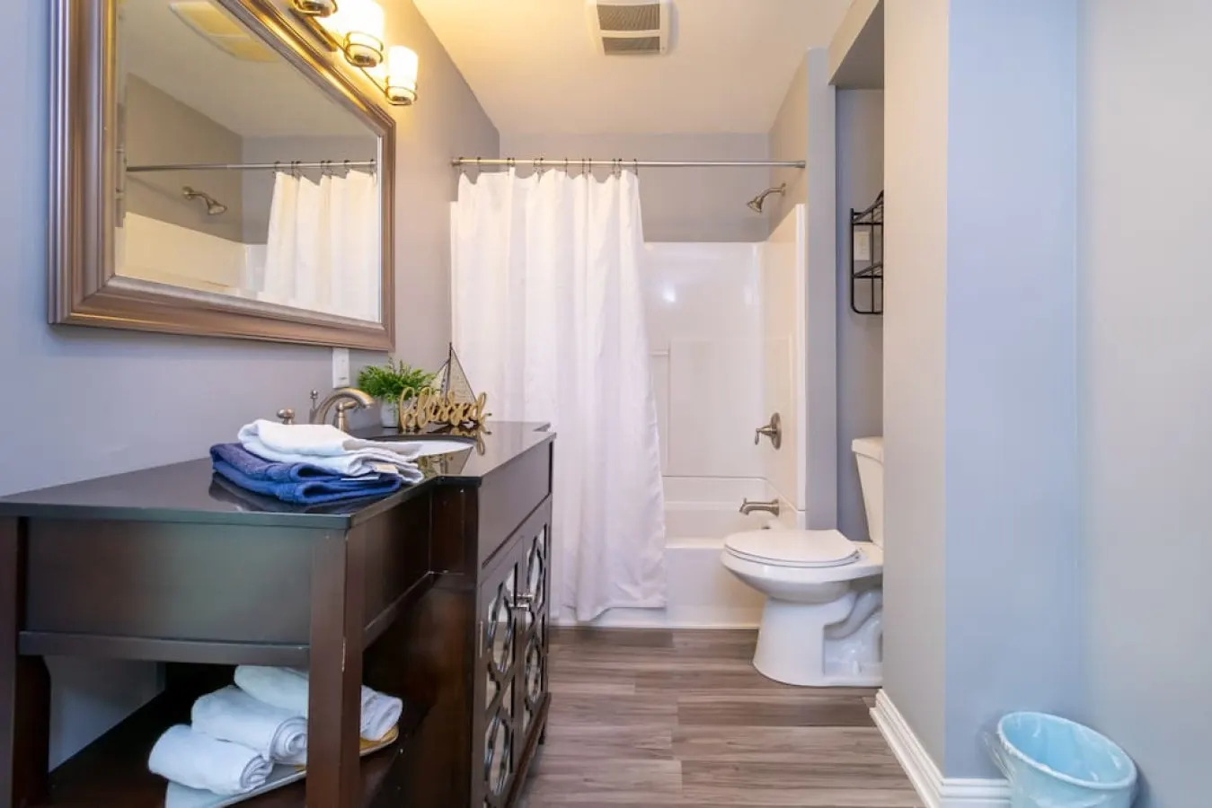 1890 Historic Montana Retreat Boutique Stay W & R 6