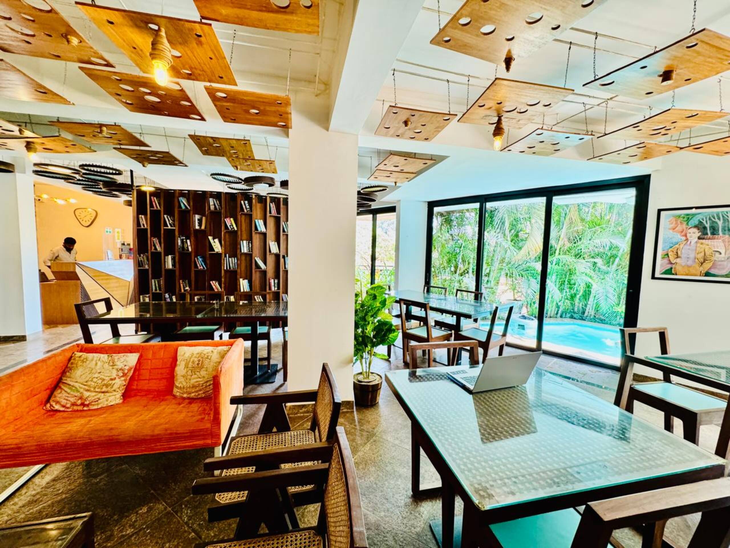 102 Solo Room |POOL |STAFF |B'FAST @ Calangute 13