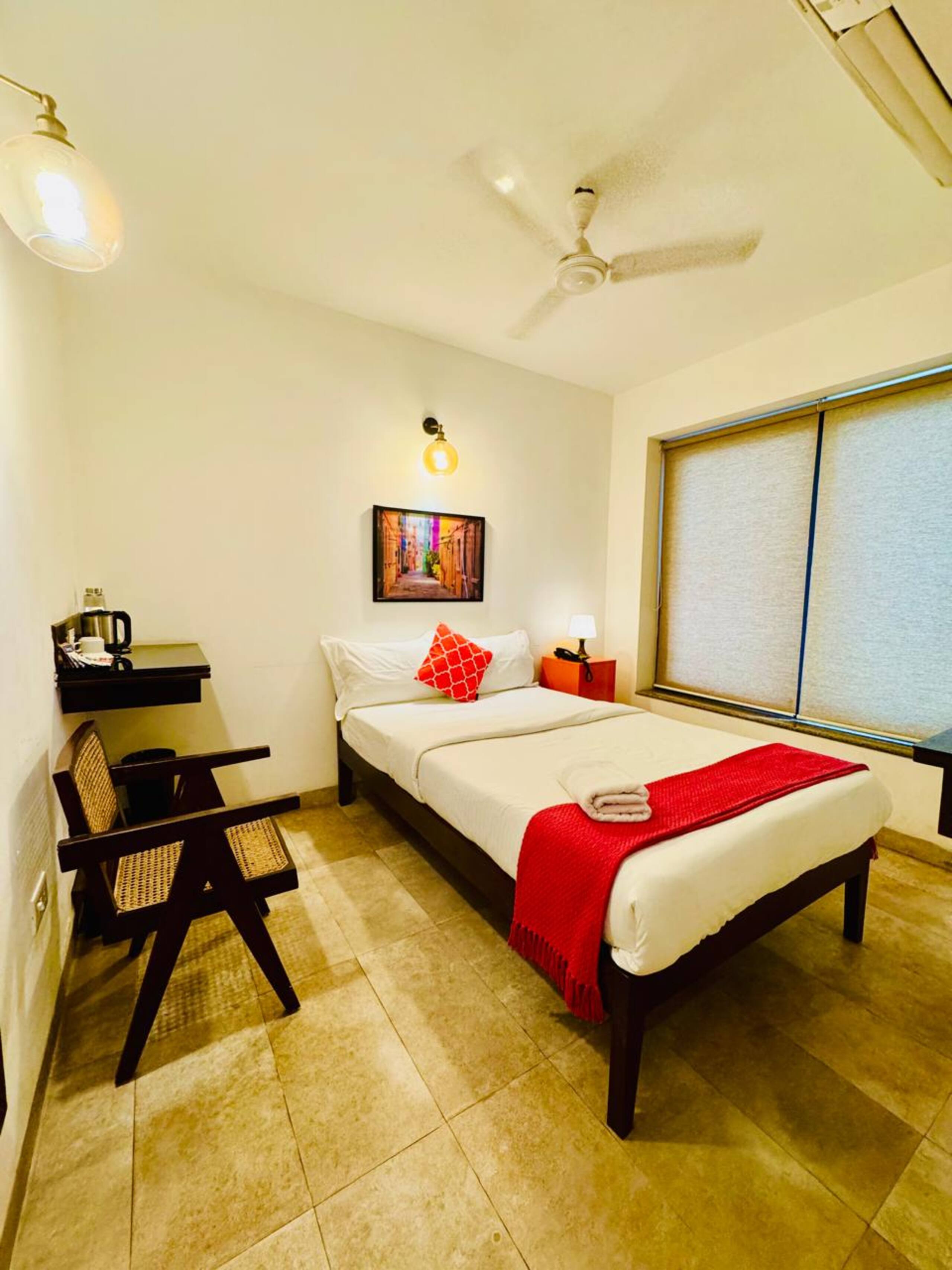 102 Solo Room |POOL |STAFF |B'FAST @ Calangute