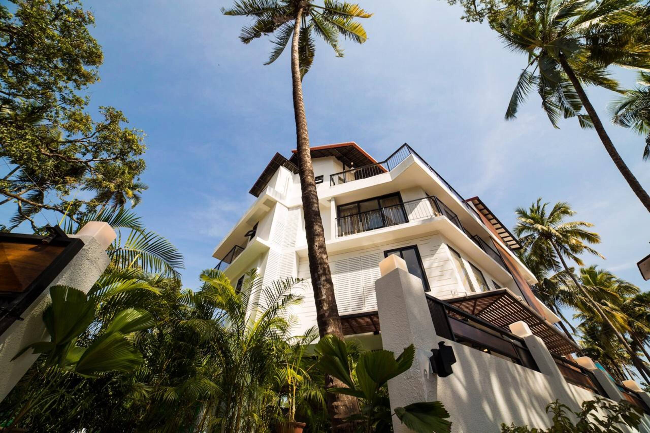 102 Solo Room |POOL |STAFF |B'FAST @ Calangute 23