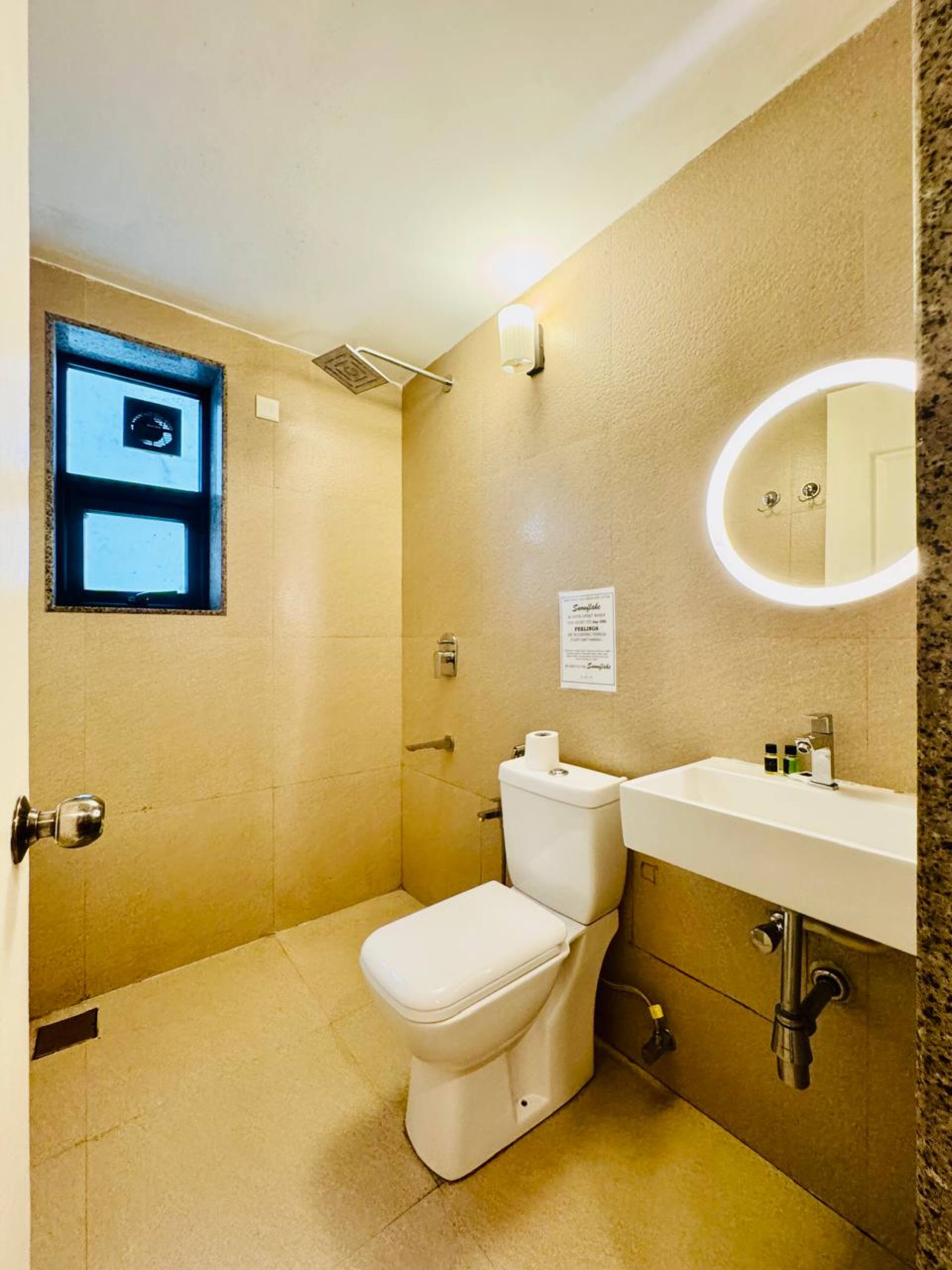 102 Solo Room |POOL |STAFF |B'FAST @ Calangute 20