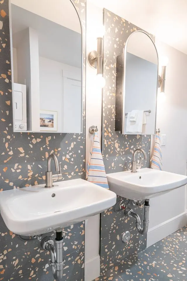 FantasticFlat Downtown LocalVibe State Fair 15 min - Double Room 4