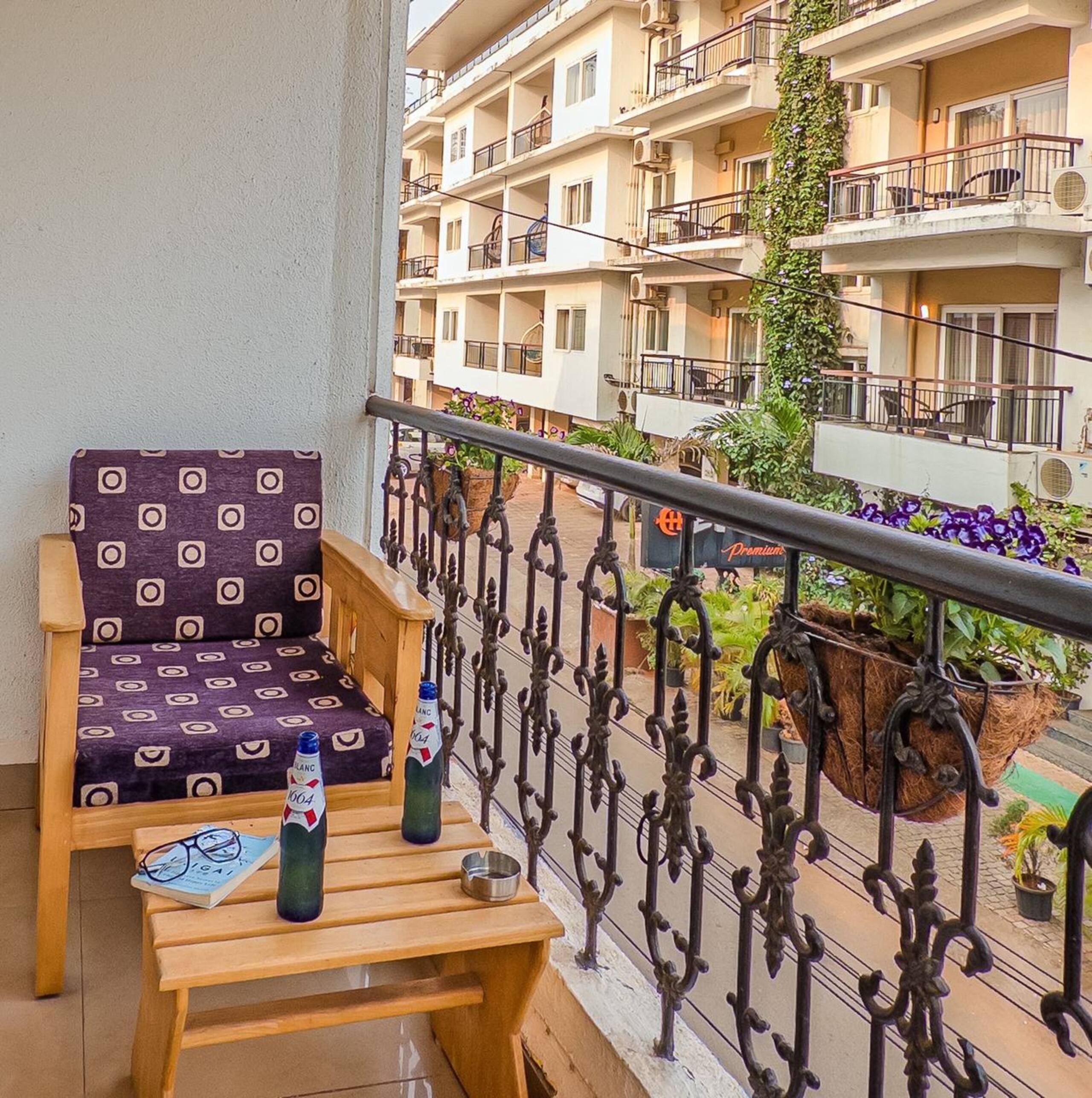 Casa Olive 1BHK With Pool | Walk to Condolim Beach 36