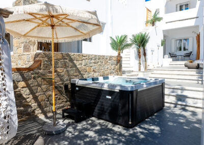 Double room with balcony  in Mykonos town 17