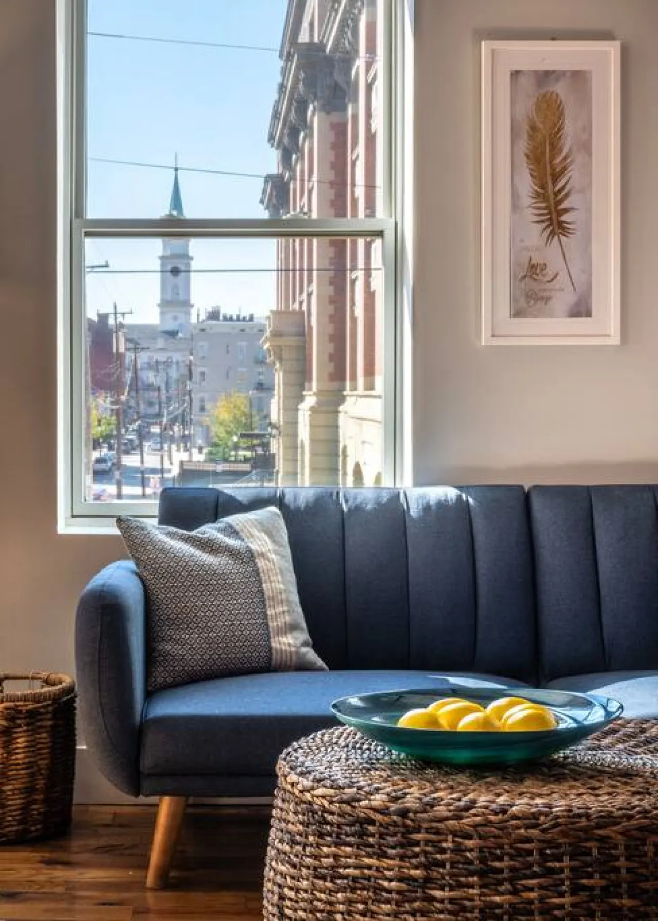 Broadway Suites - Stunning Downtown Condos 2