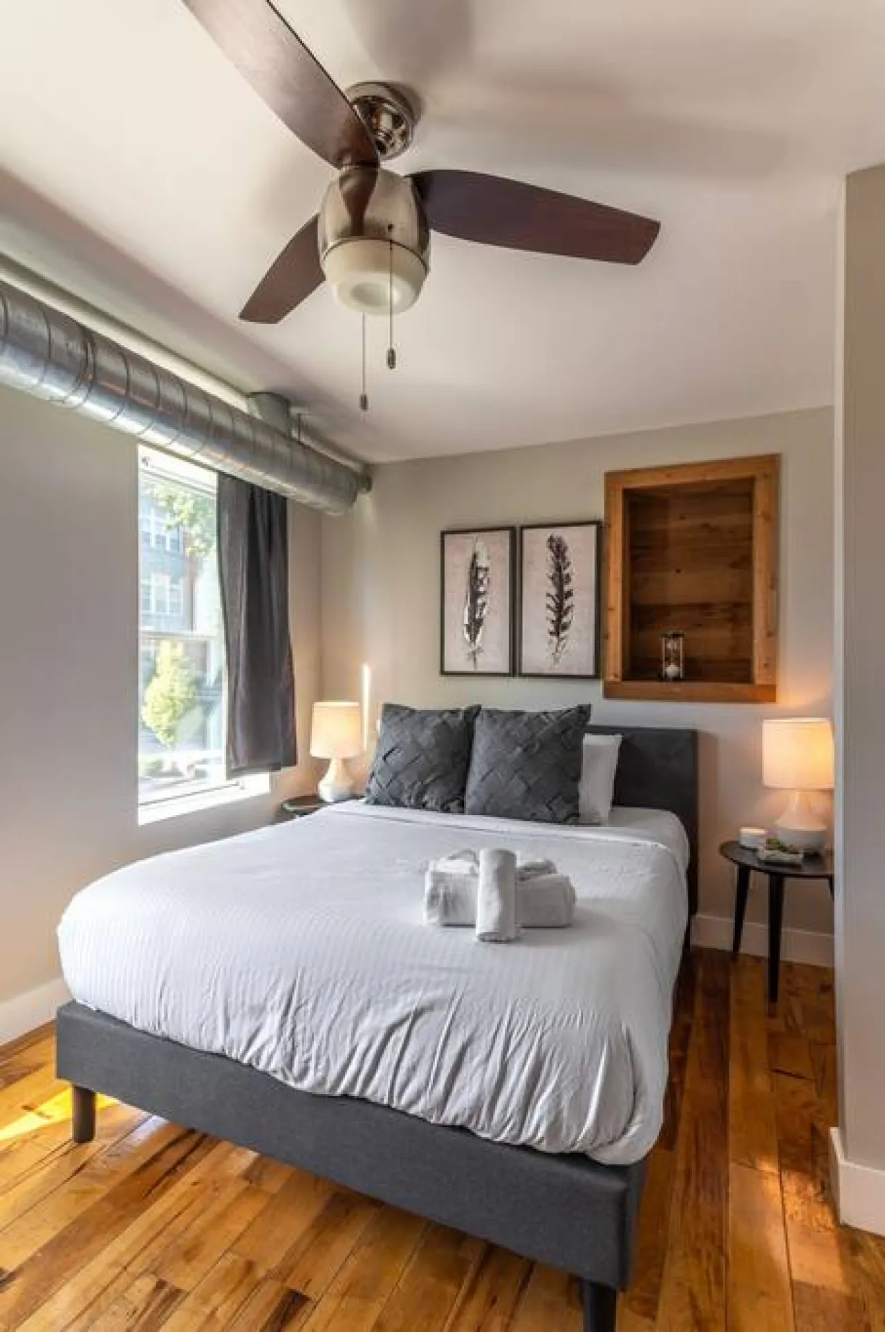 Broadway Suites - Stunning Downtown Condos 13