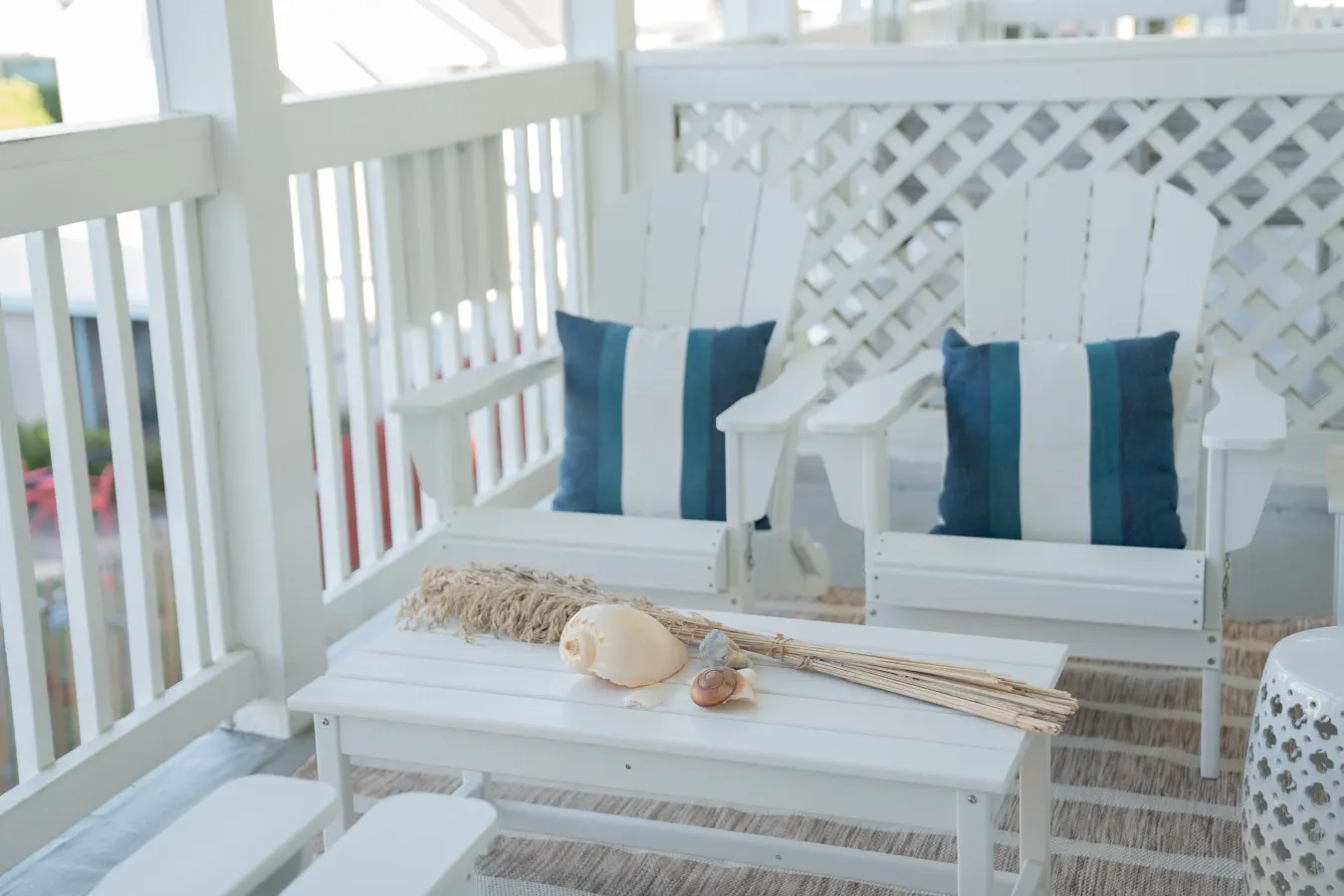 Nautical Nest: 2 Bed 2 Ba Across from South Beach
