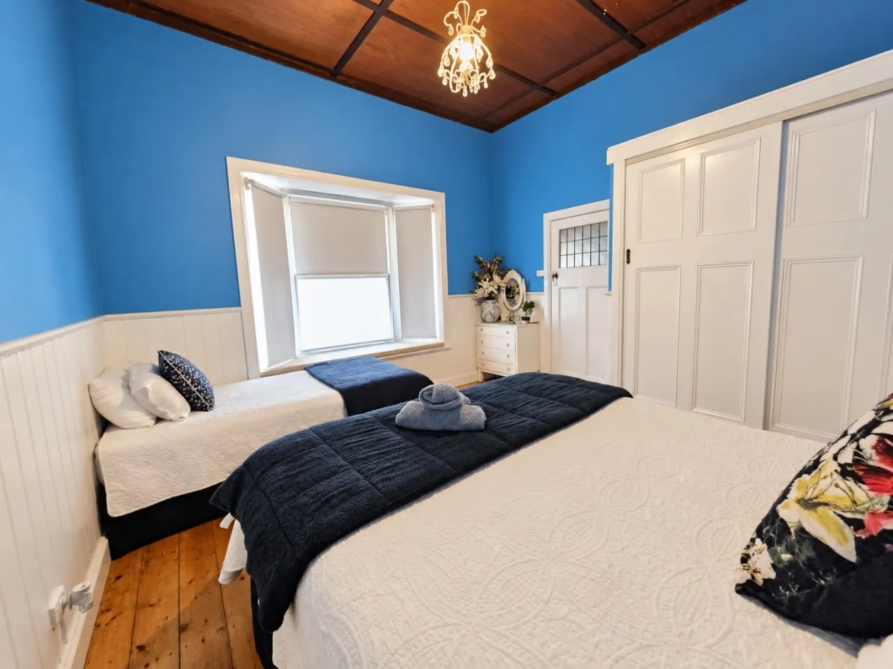 Whispering Woods Pool, Sauna & Country Escape 9