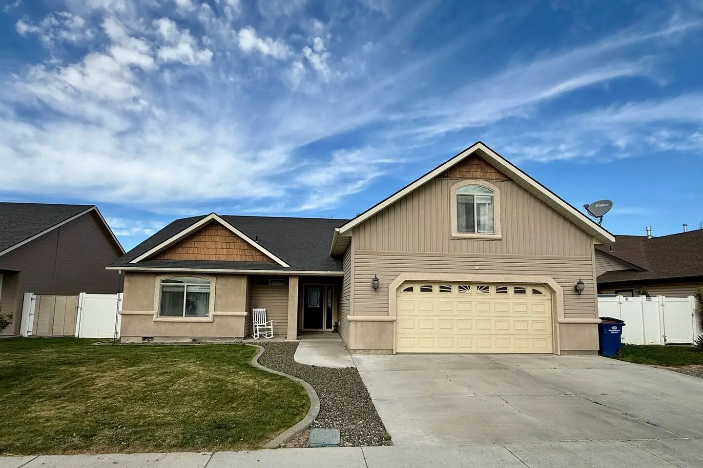 Creekside Retreat | 7 Beds | Close to Hiking — photo 2