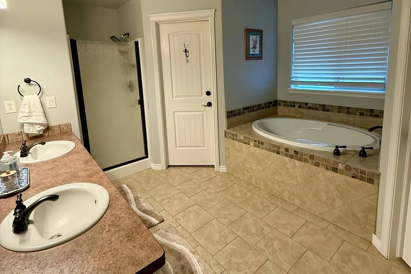 Creekside Retreat 7 Beds Close to Hiking 10