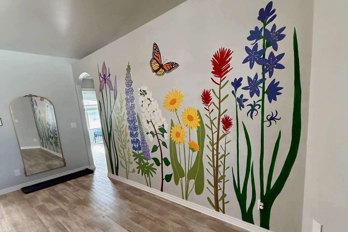 Creekside Retreat | 7 Beds | Close to Hiking — photo 5