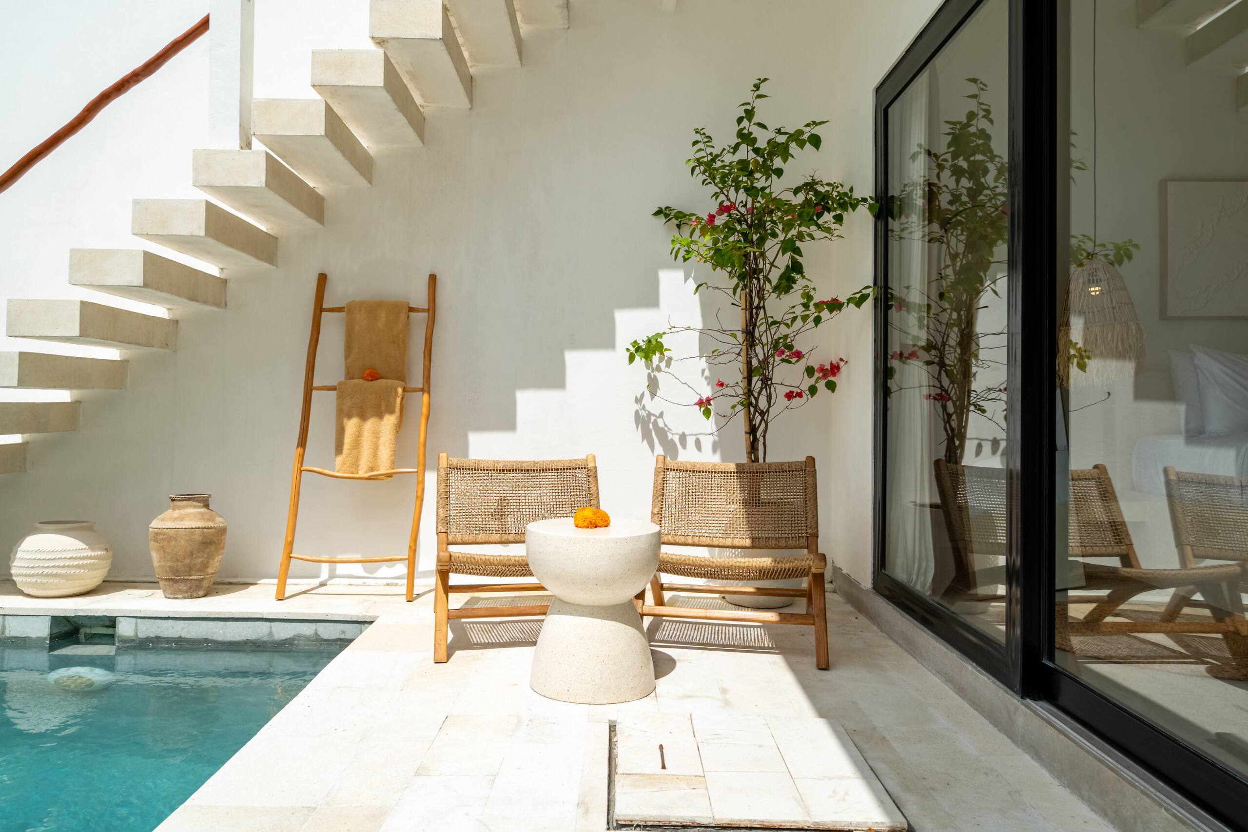 Private Luxury Oasis with Pool & Rooftop Jaccuzi — photo 4