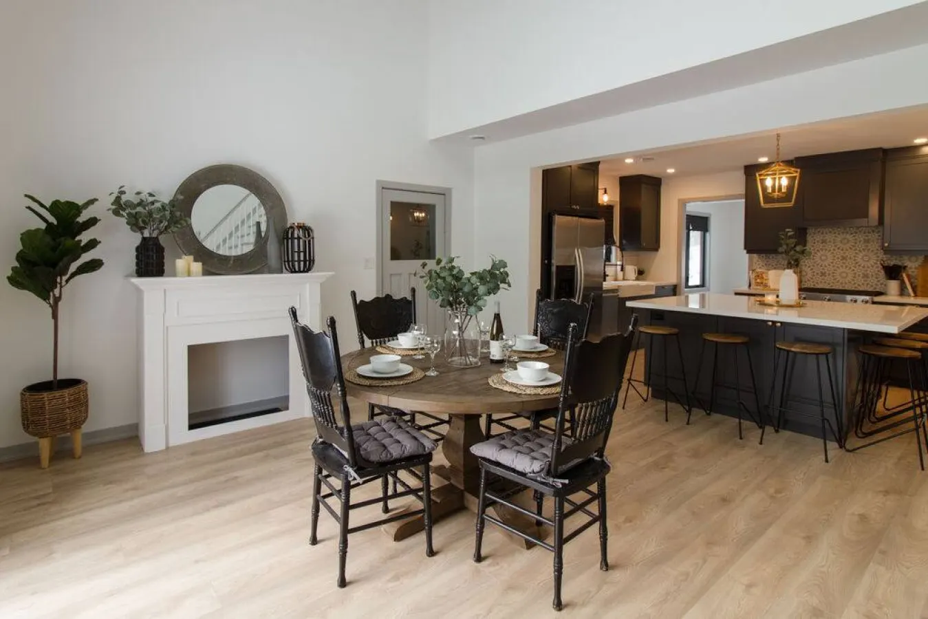 Walk to Downtown Picton, 4-bedroom; BEACH PASS INCLUDED! 19