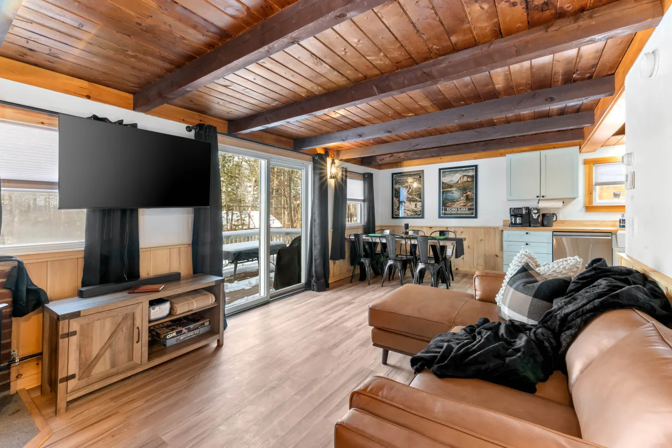 Hot Tub,King Bed,Dogs w/Pequawket Beach Access! 4