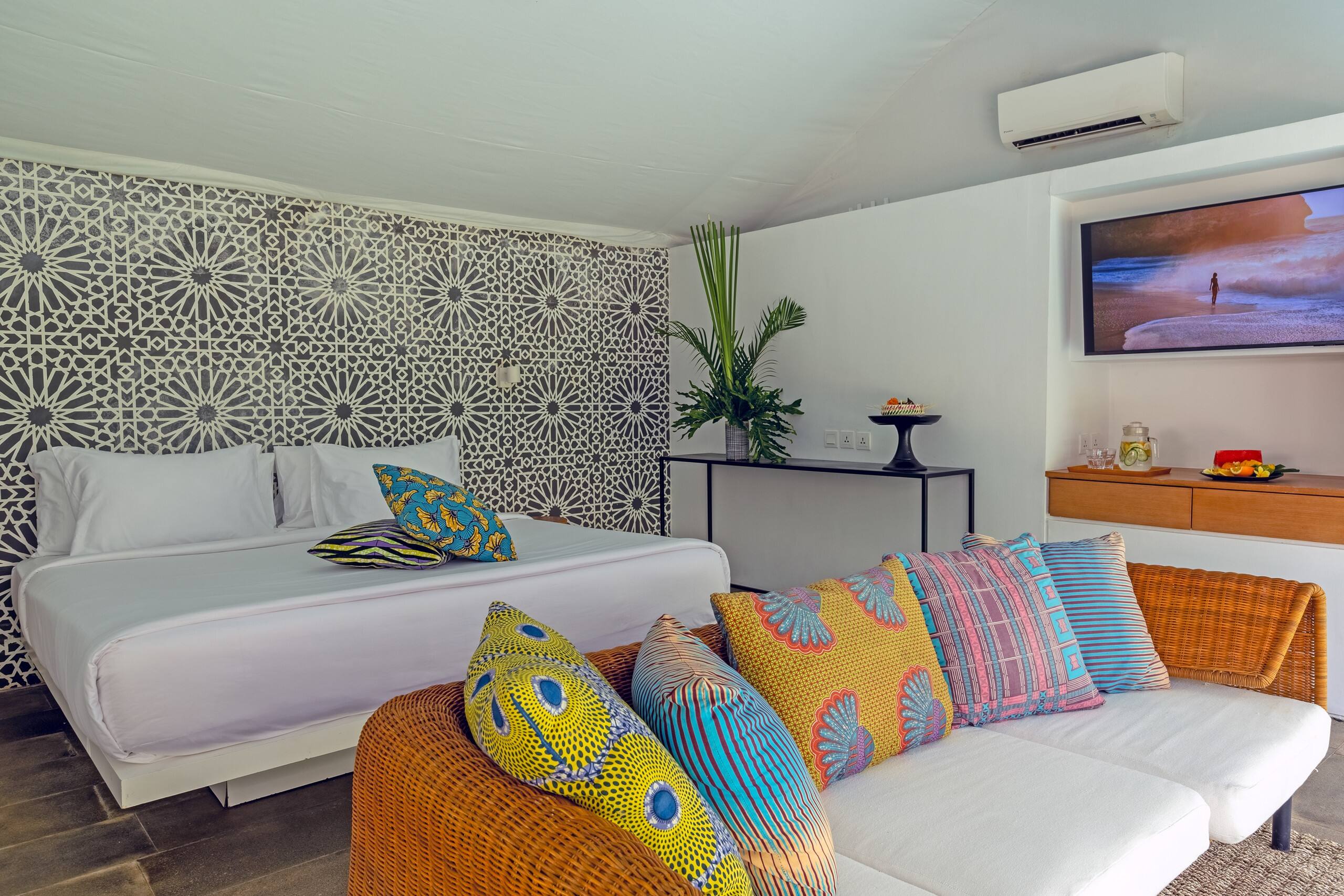 Spacious 1-BR Luxury Tented — photo 3
