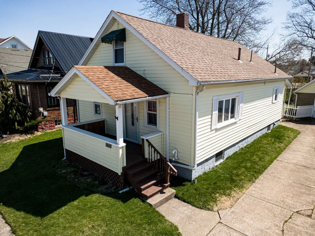 Erie's Heart and Soul - House in town, Sleeps 6! 10