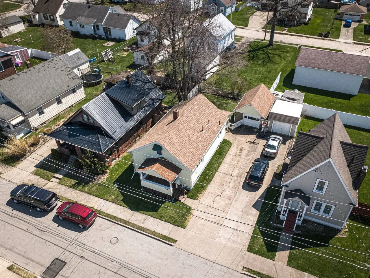 Erie's Heart and Soul - House in town, Sleeps 6! 13