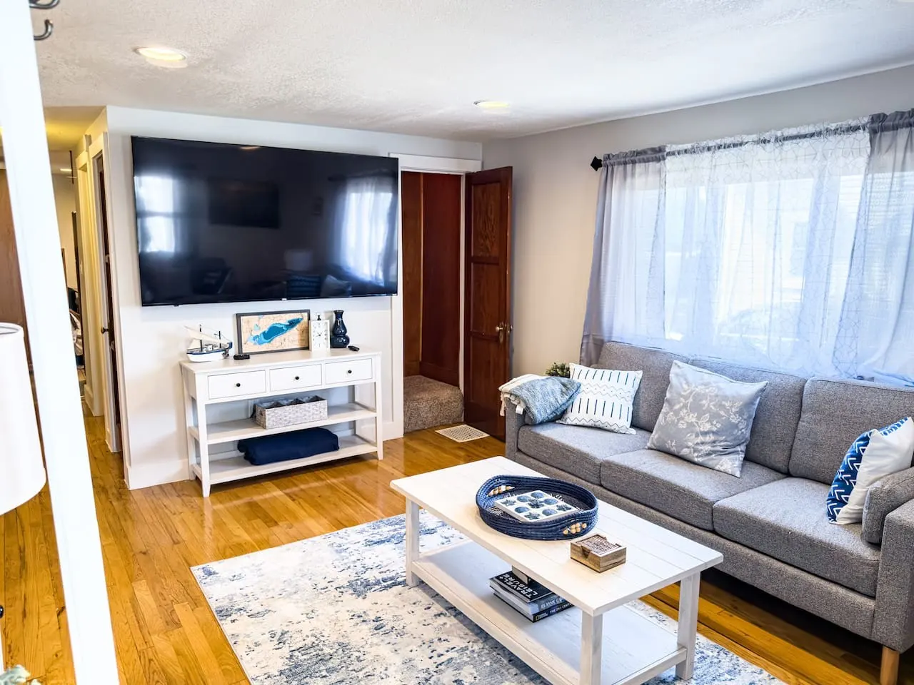 Erie's Heart and Soul - House in town, Sleeps 6! 20