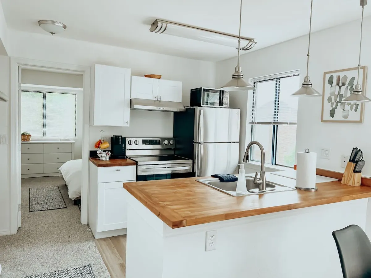 Quaint One Bed Condo near DTC 13