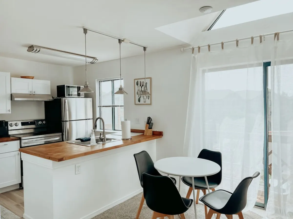 Quaint One Bed Condo near DTC 3