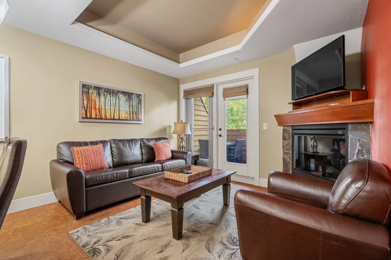 Mountain Suite with Hot Tub & Fitness Center 9