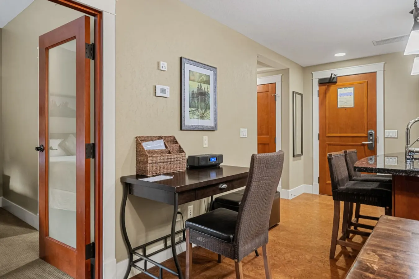 Mountain Suite with Hot Tub & Fitness Center 20