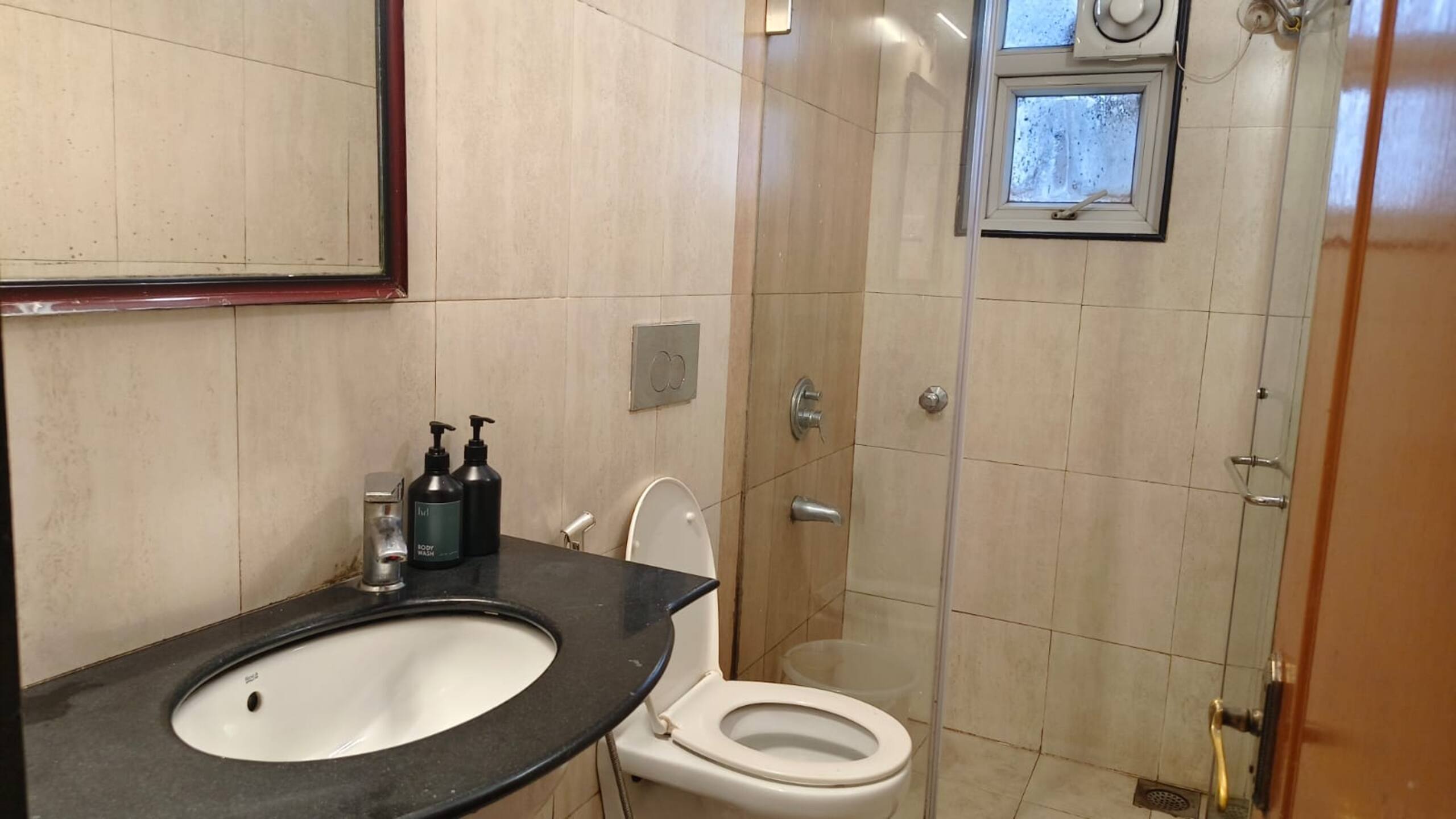 Ivy 2BHK B1 -Pool/5 mins from Tito's/Baga Beach 10