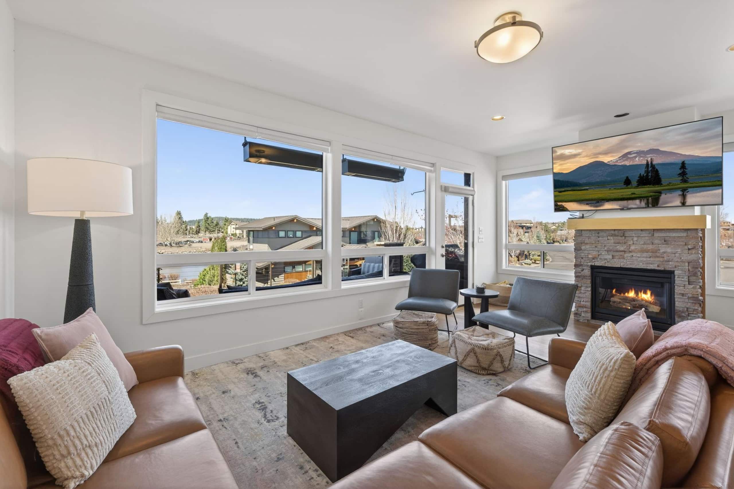 A Stone's Throw | Crestline View — photo 4