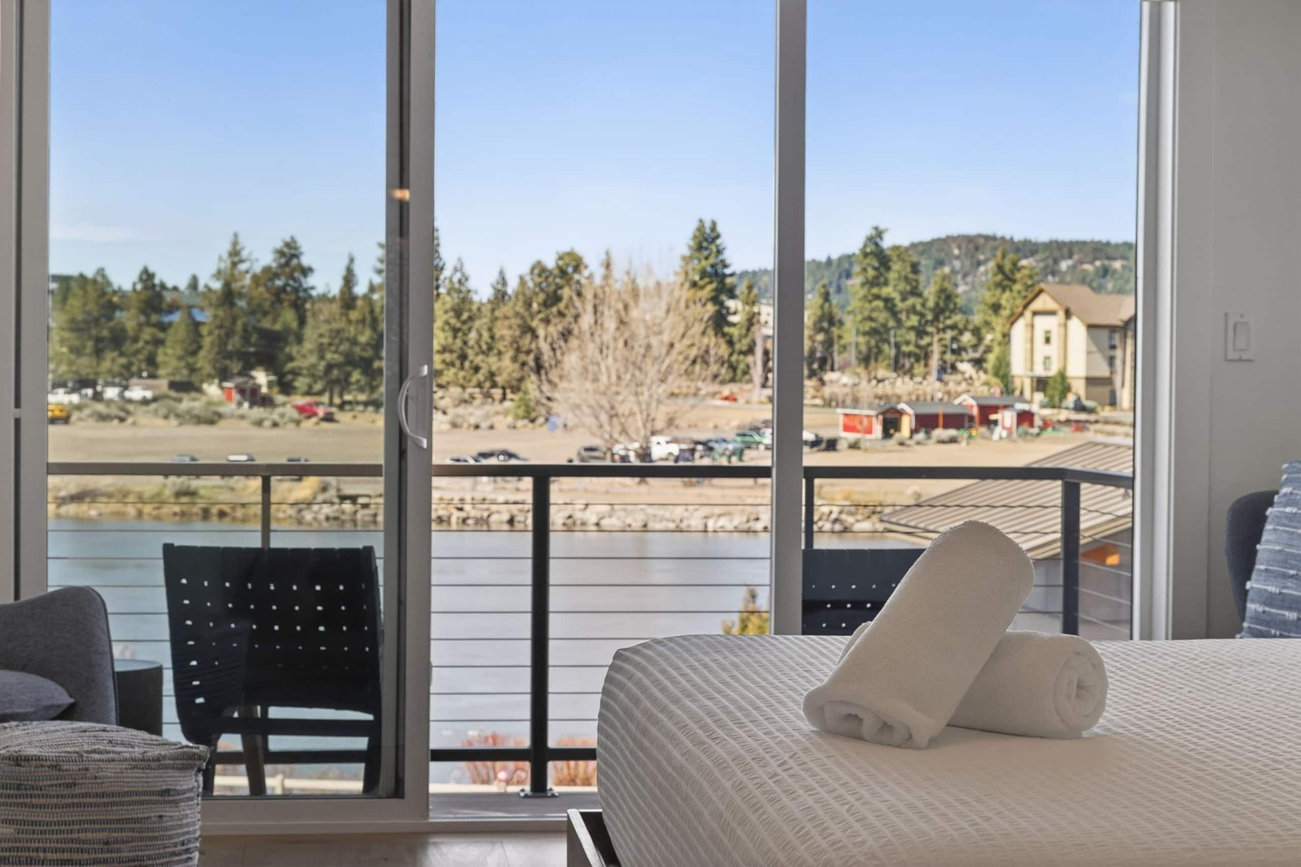 A Stone's Throw | Crestline View 26