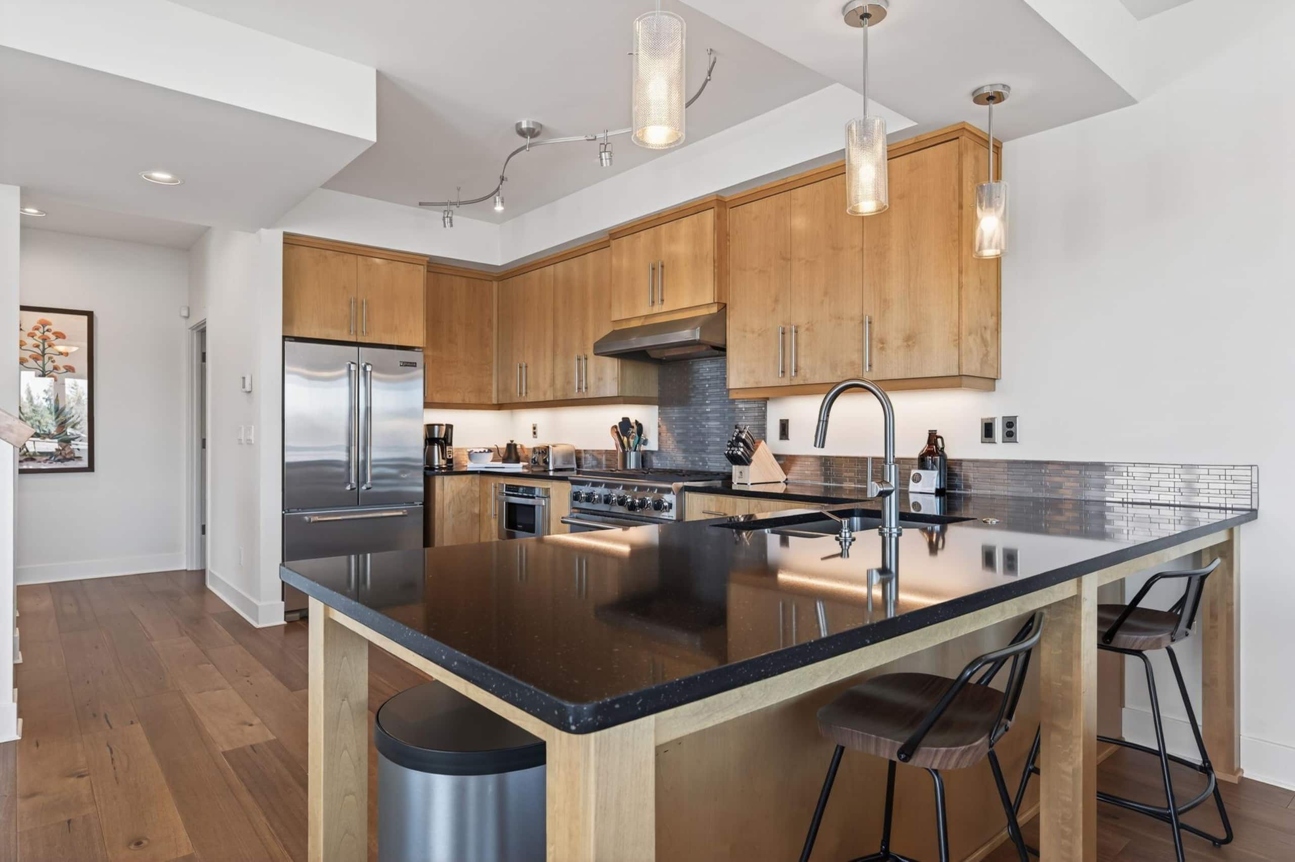 A Stone's Throw | Crestline View 21