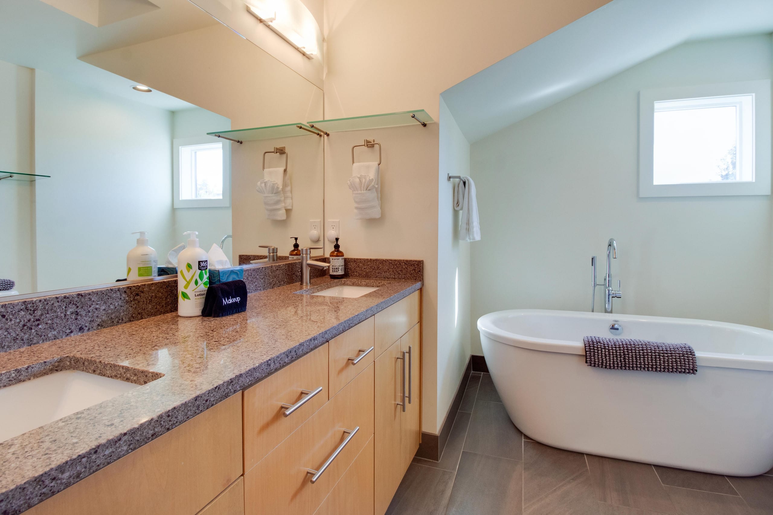 A Stone's Throw | Crestline View 34
