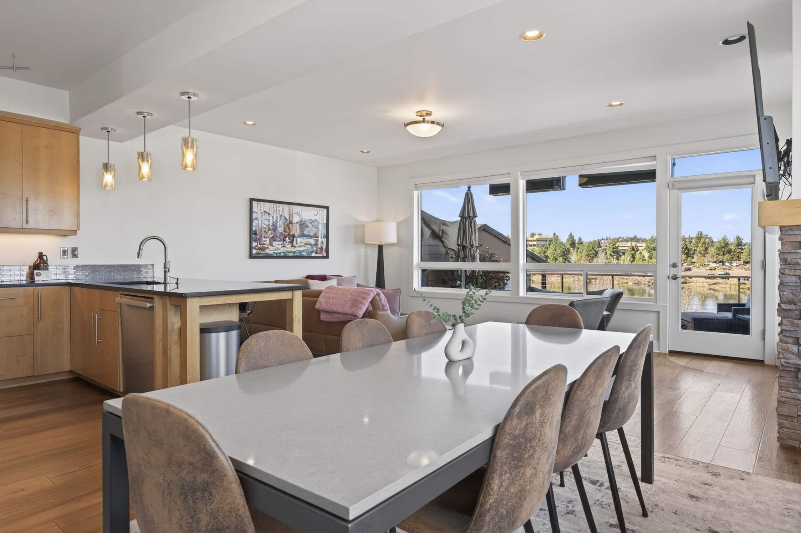 A Stone's Throw | Crestline View — photo 5