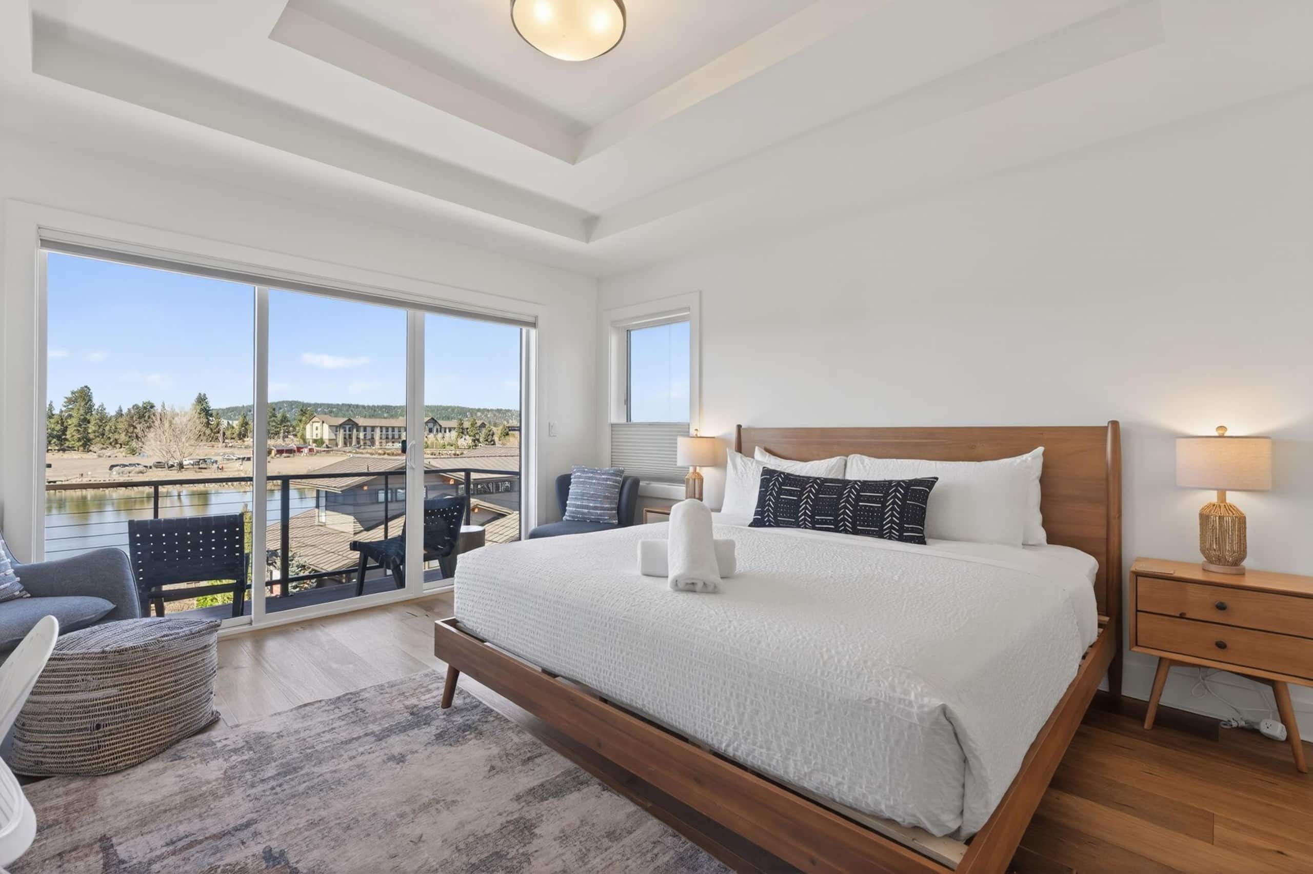 A Stone's Throw | Crestline View 22