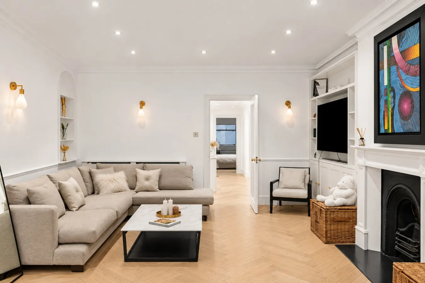 Knightsbridge 3-Bed Next To Harrods with Patio 14