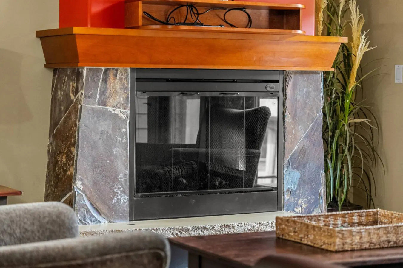 Rockies Home: Hot Tub, Pool & Fireplace 10