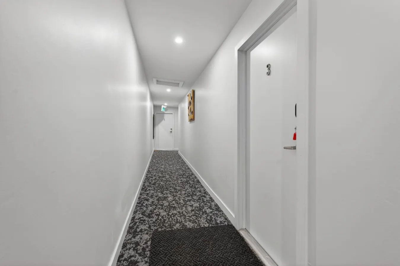 The Comfort Suite Modern 3BR Netflix Parking 13