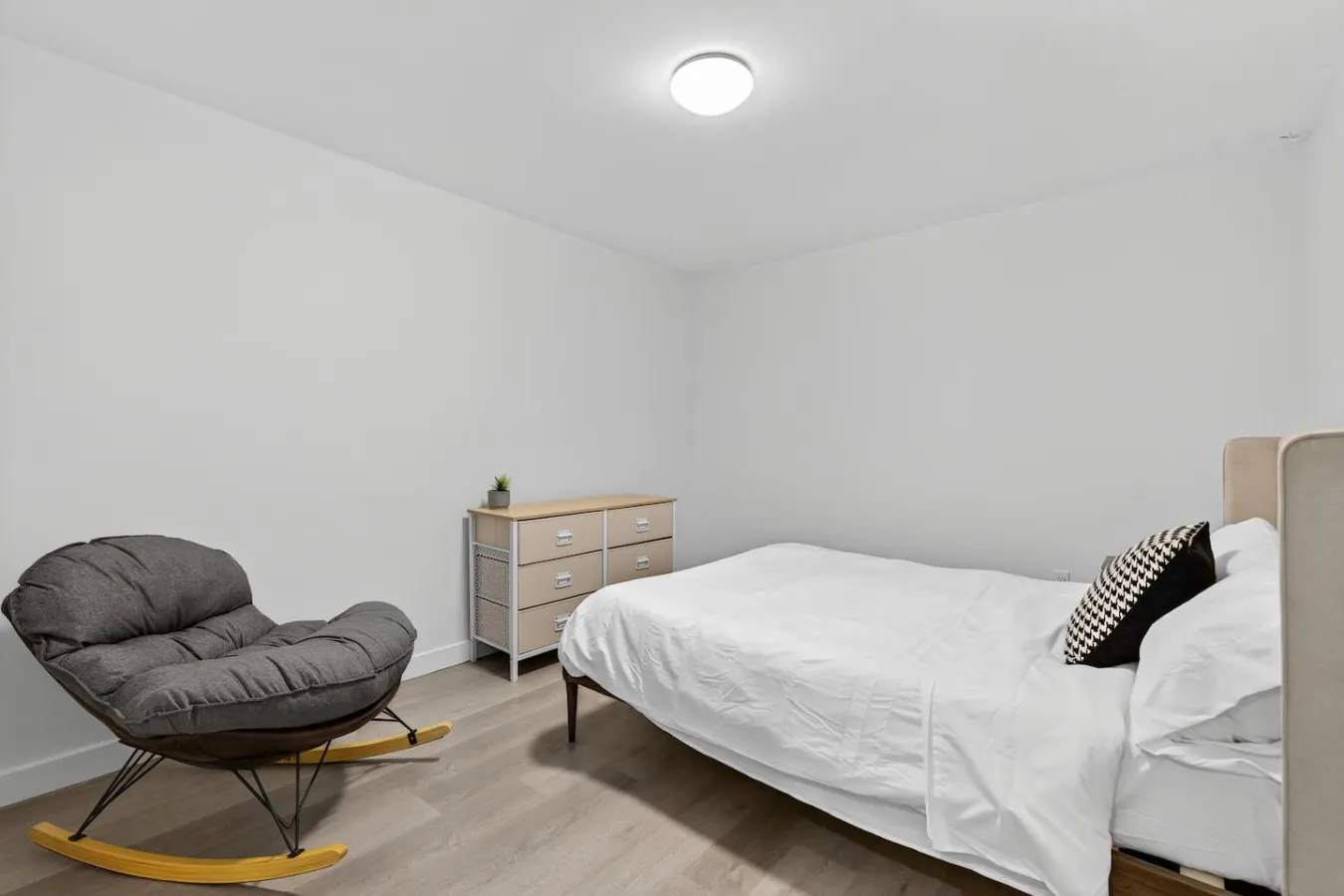 The Comfort Suite | Modern 3BR | Netflix | Parking — photo 3