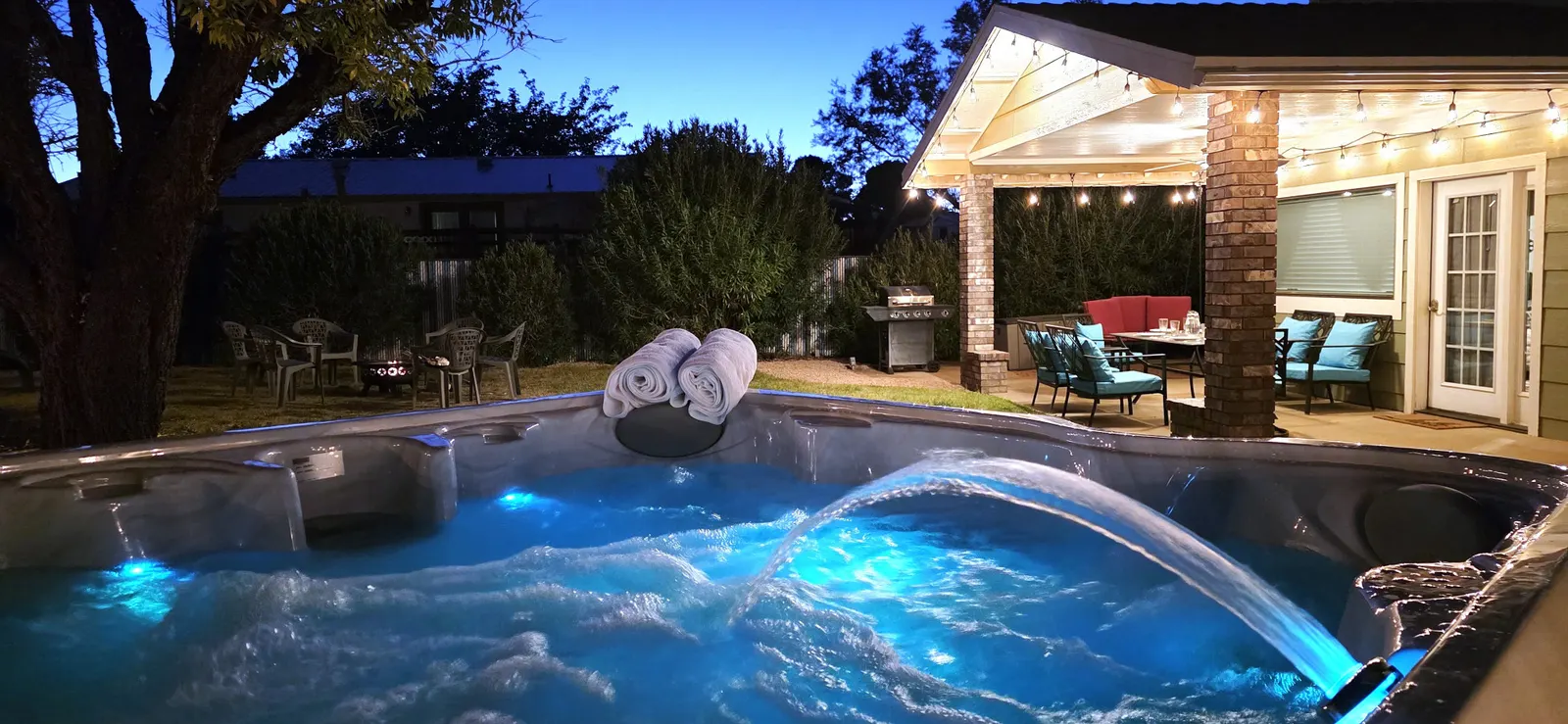 Hot Tub, Pool Table, Swing Sets, Theater, Kayaks 1