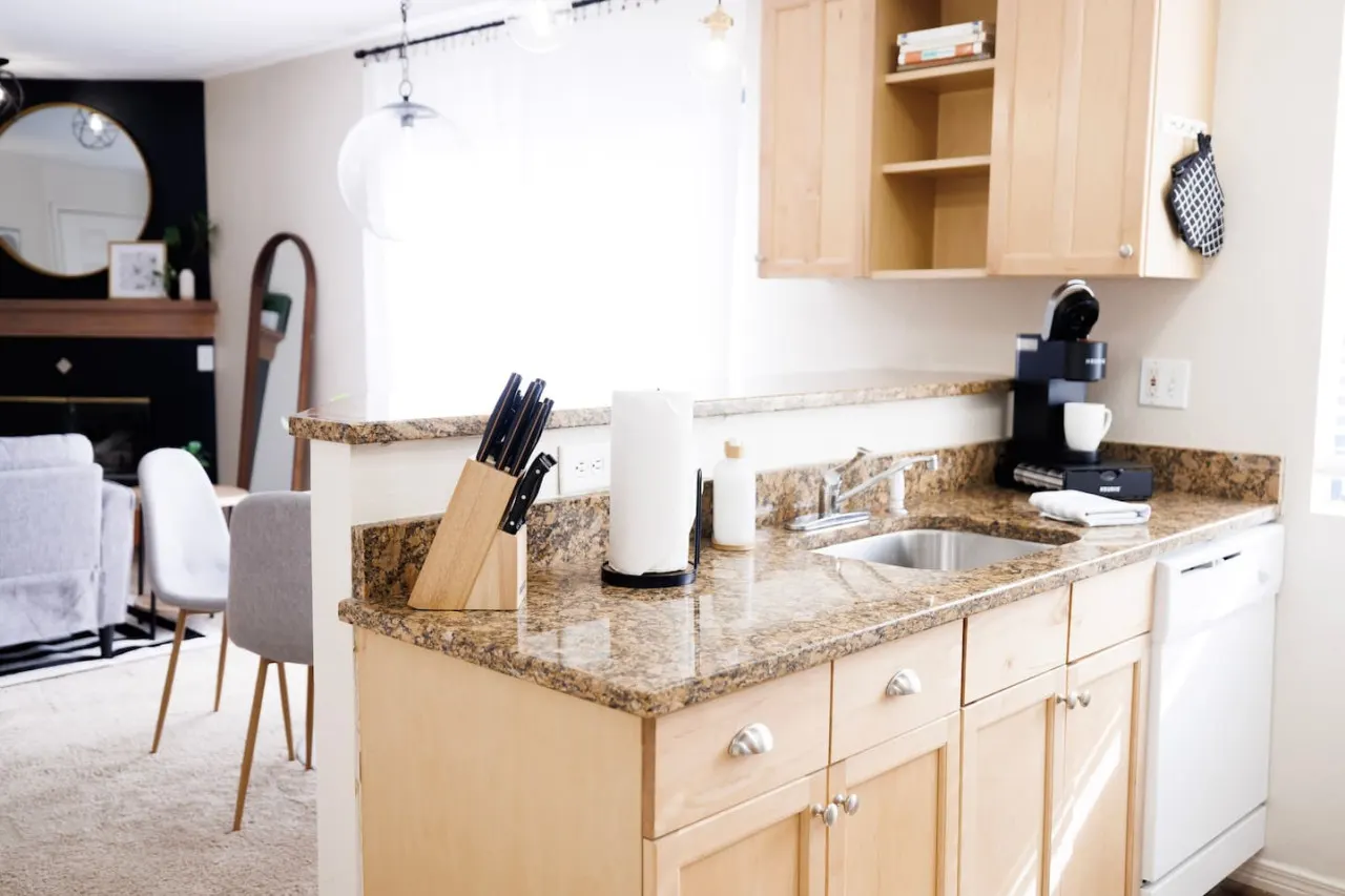 Modern 1 bed condo Minutes from DTC 6