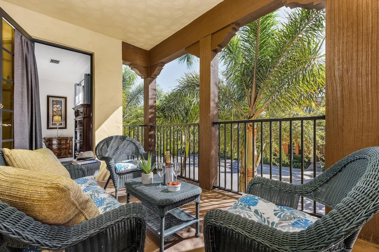 Peacock Villa * in luxury resort-style Paseo 3