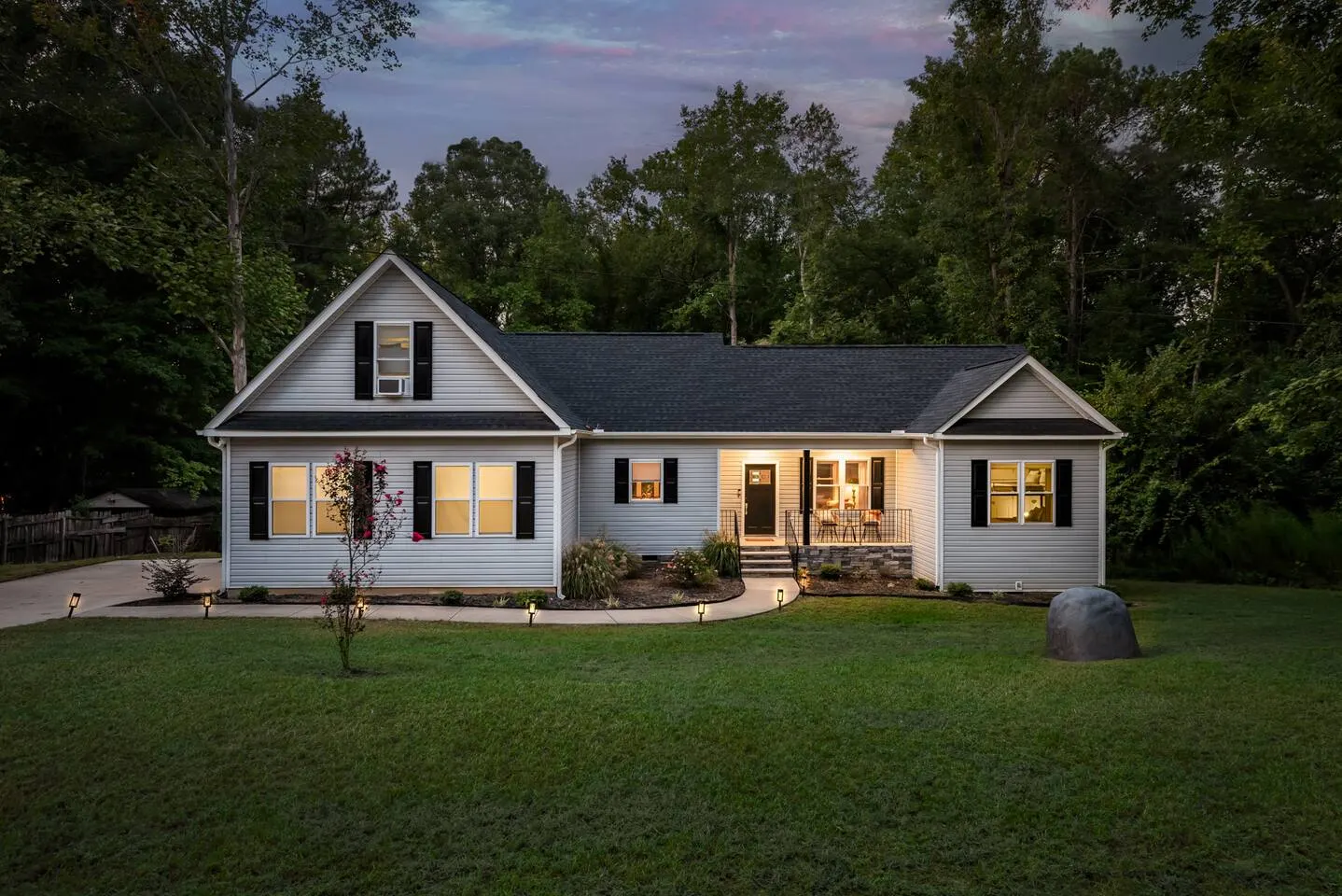 Artsy Vibe, Garage Gym & Game Room, RelaxnRaleigh 12