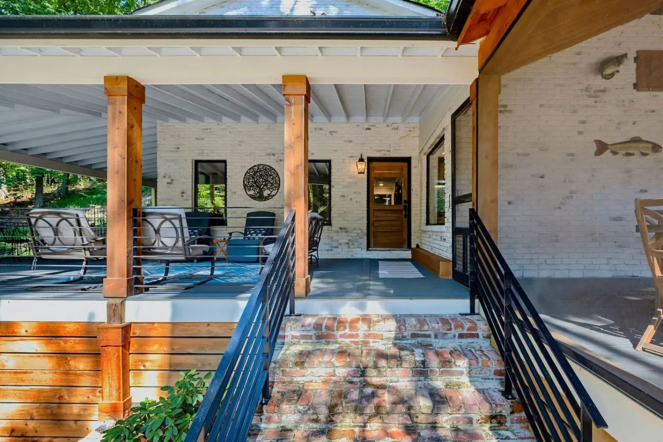 Lakefront Family Escape Dock, Fire Pit & More 9