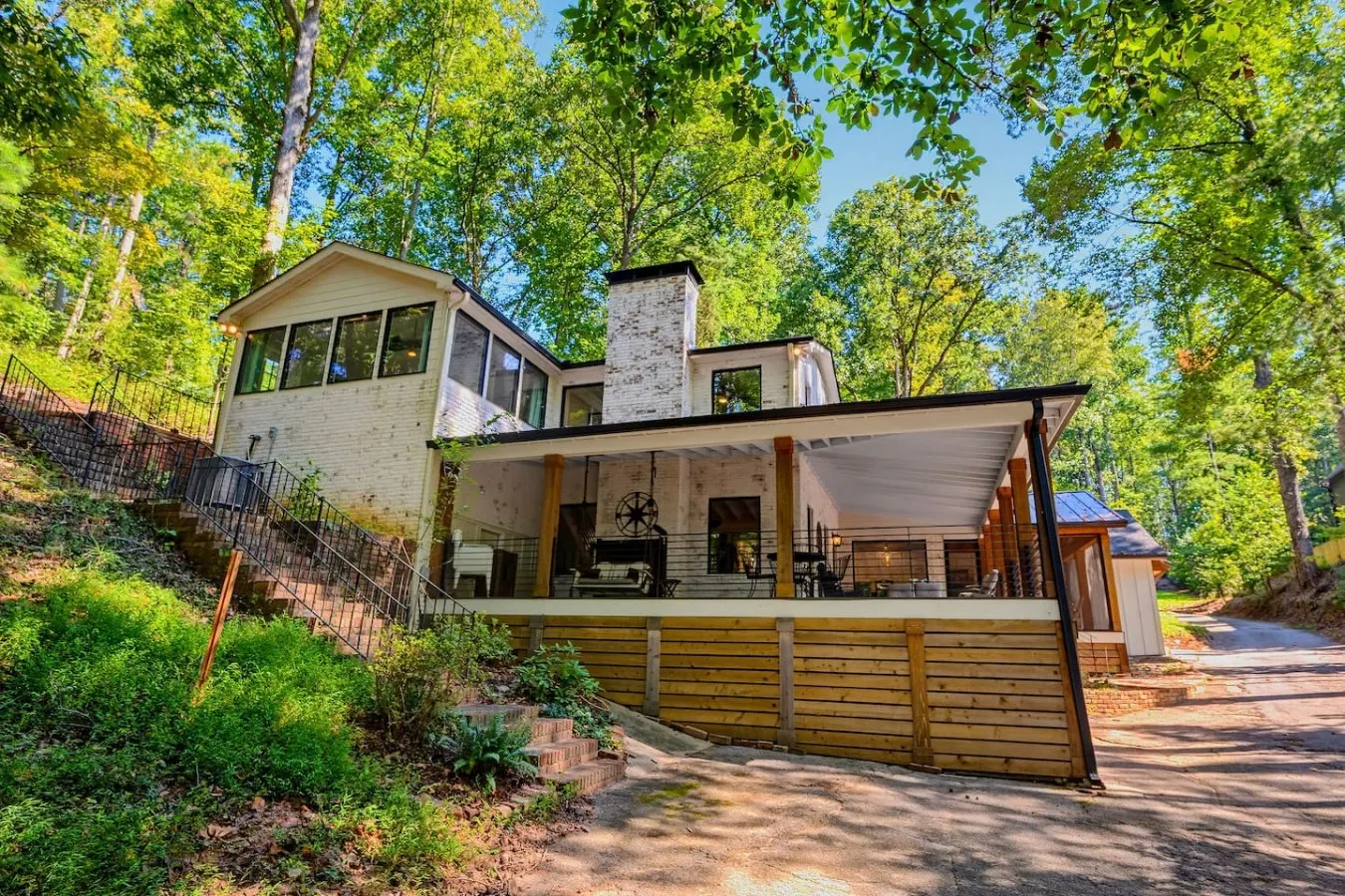 Lakefront Family Escape Dock, Fire Pit & More 8