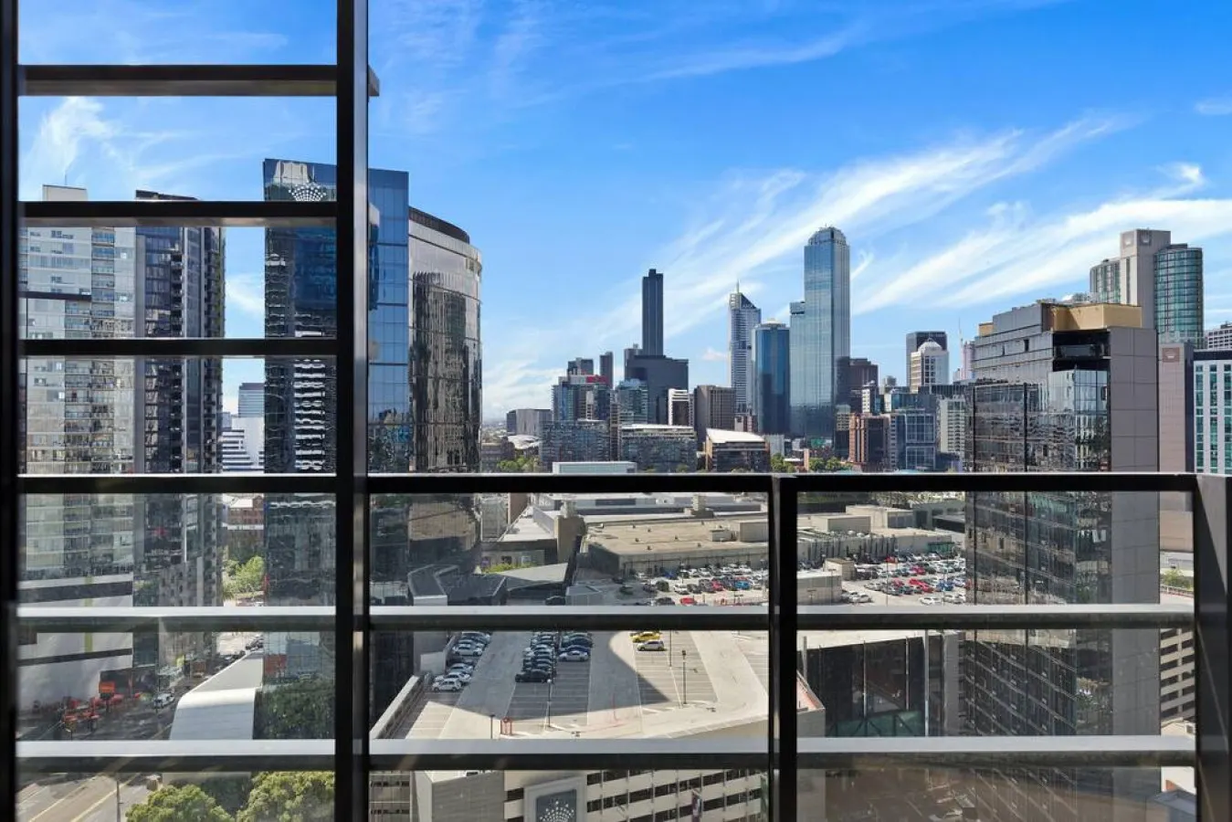 Lilly: 2 Bed, 2 Bath Apartment 16