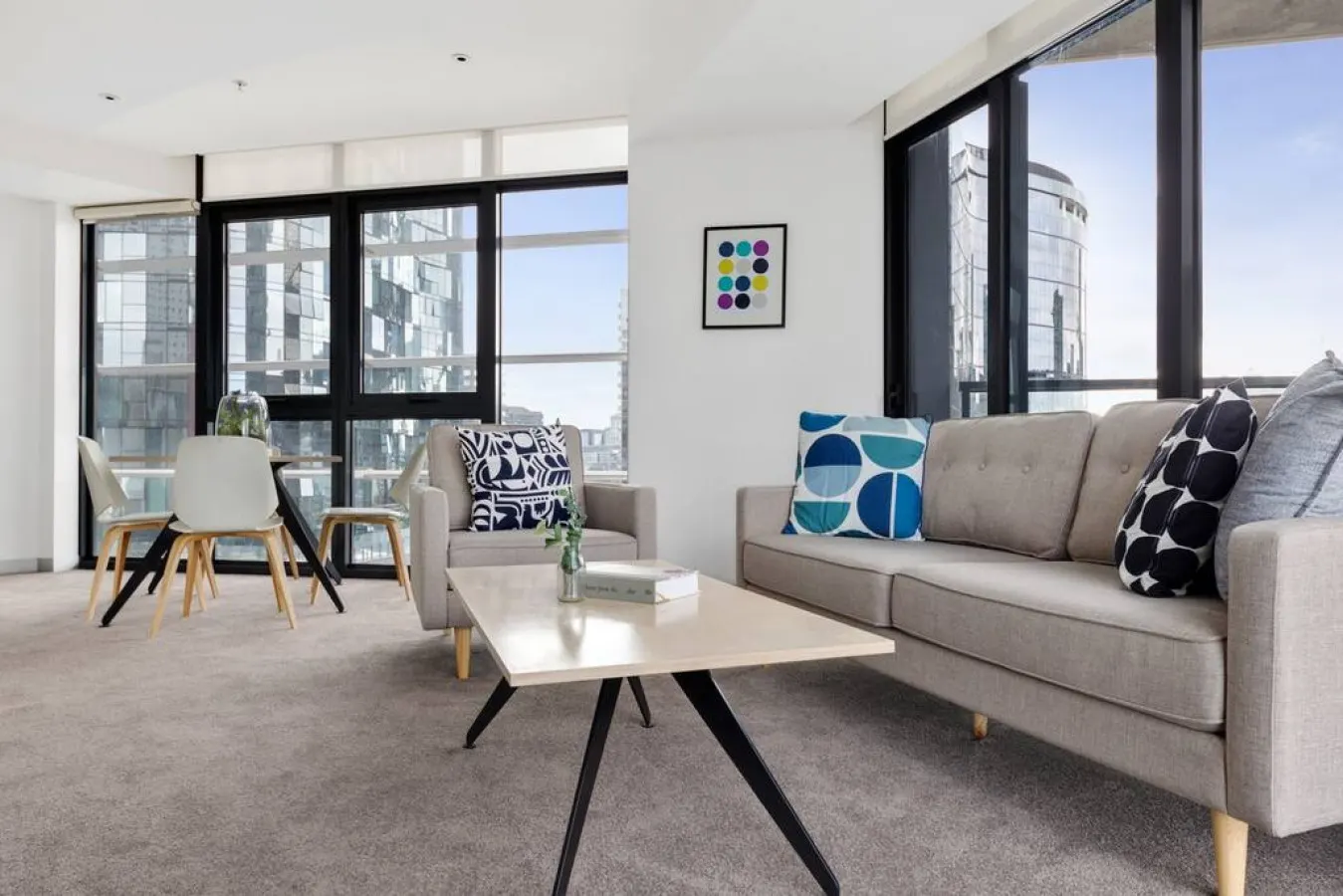 Lilly: 2 Bed, 2 Bath Apartment 4