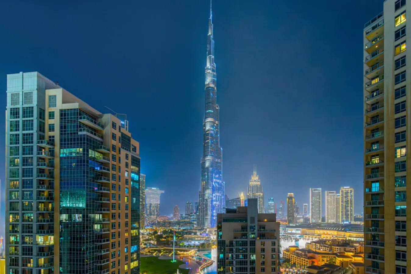 Luxury 2BR Full Burj Khalifa & Fountain Views 7