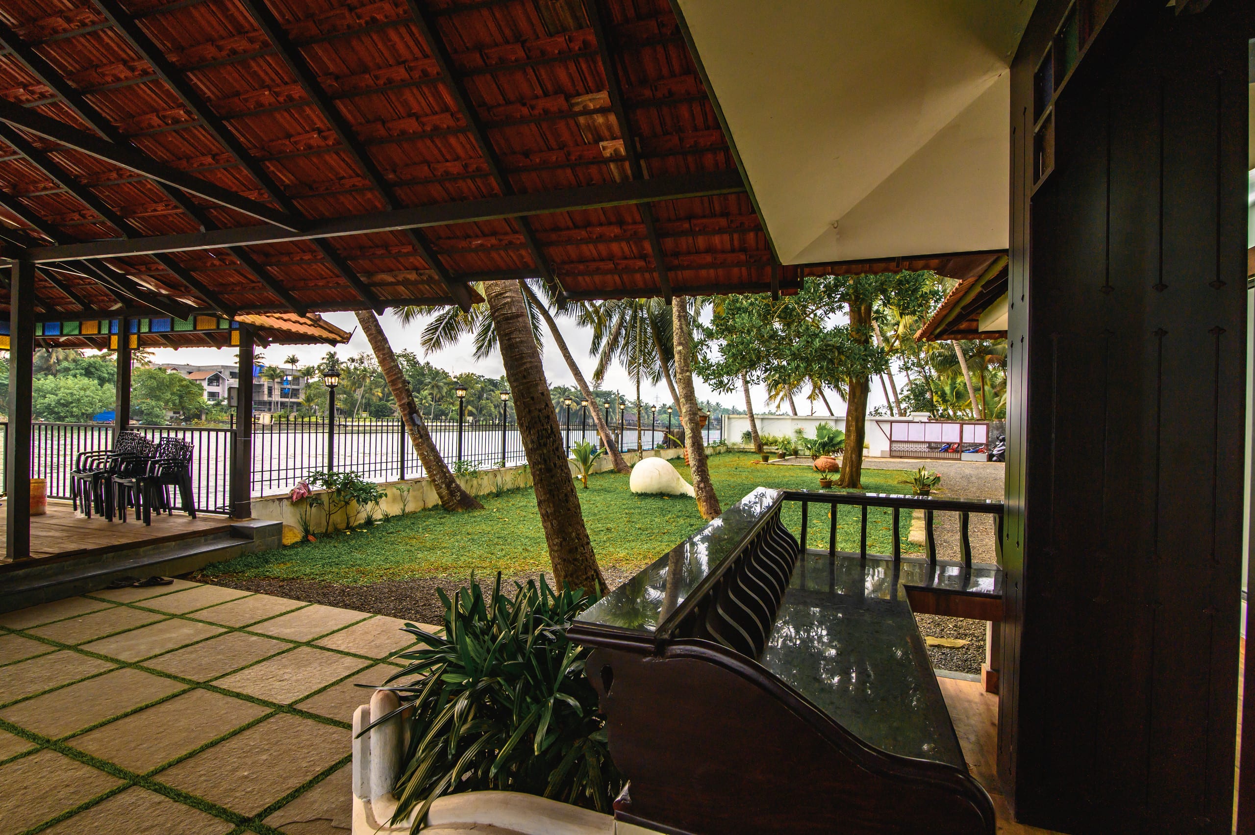 Serene Waters - Waterfront Villas with 2 Pools 16