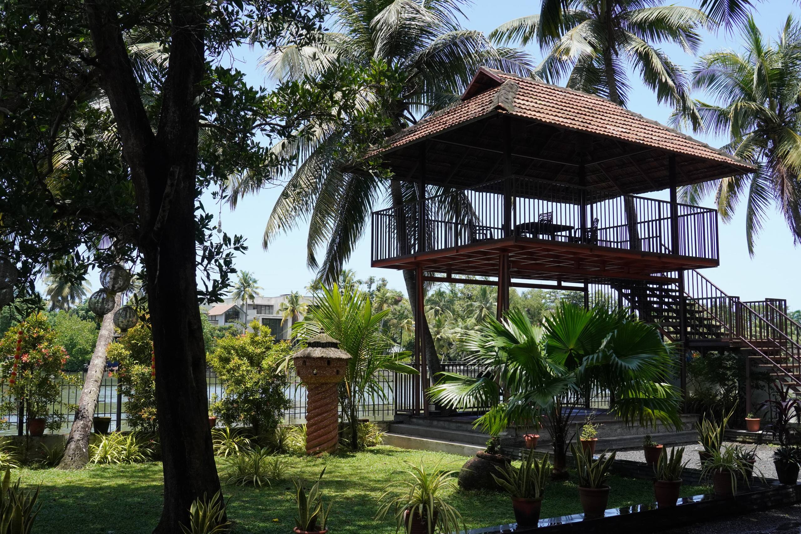 Serene Waters - Waterfront Villas with 2 Pools 21