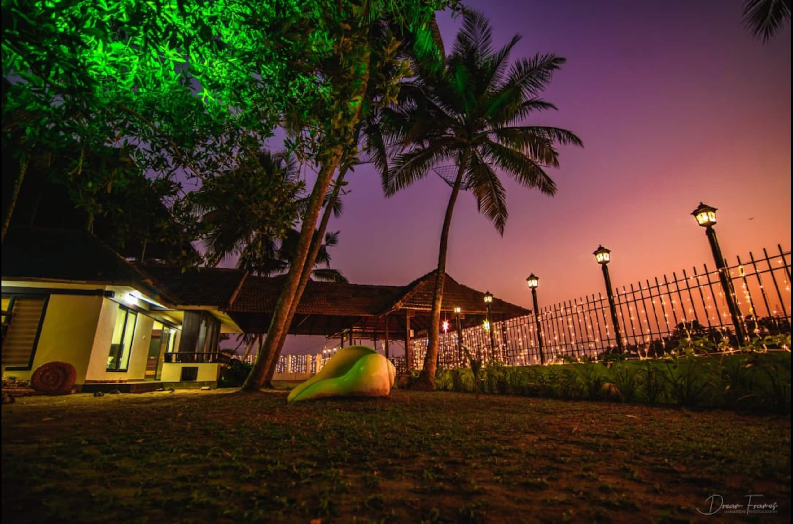 Serene Waters - Waterfront Villas with 2 Pools 22